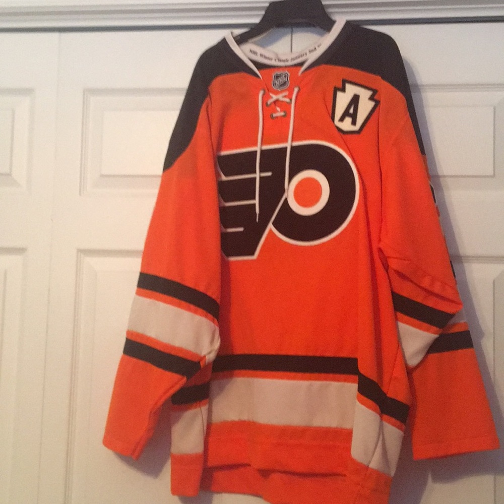 Claude giroux 2012 winter classic jersey